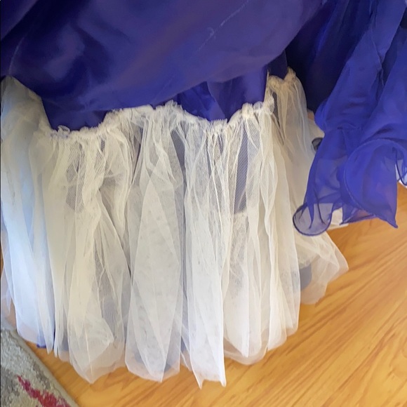 Ruffled Embellished Evening Prom Gown Dulcci Vetan - Picture 11 of 15